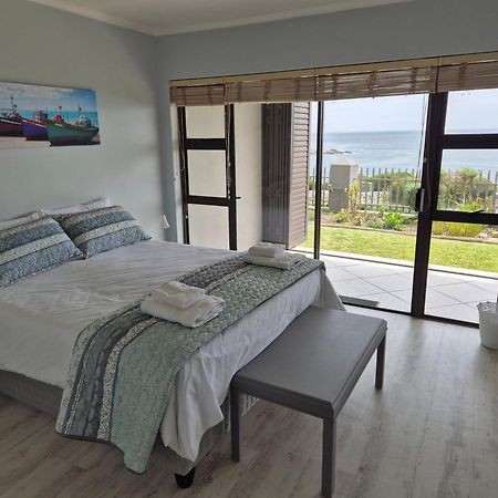 Sage At Whale Cove - Sea Facing Apartment De Kelders Extérieur photo
